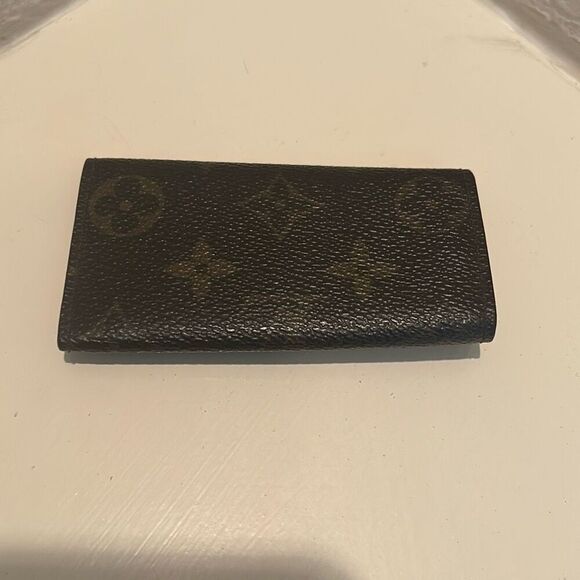 Louis Vuitton Monogram Key Holder Case Brown Coated LV Logo Print 4 Key Luxury - Picture 2 of 9